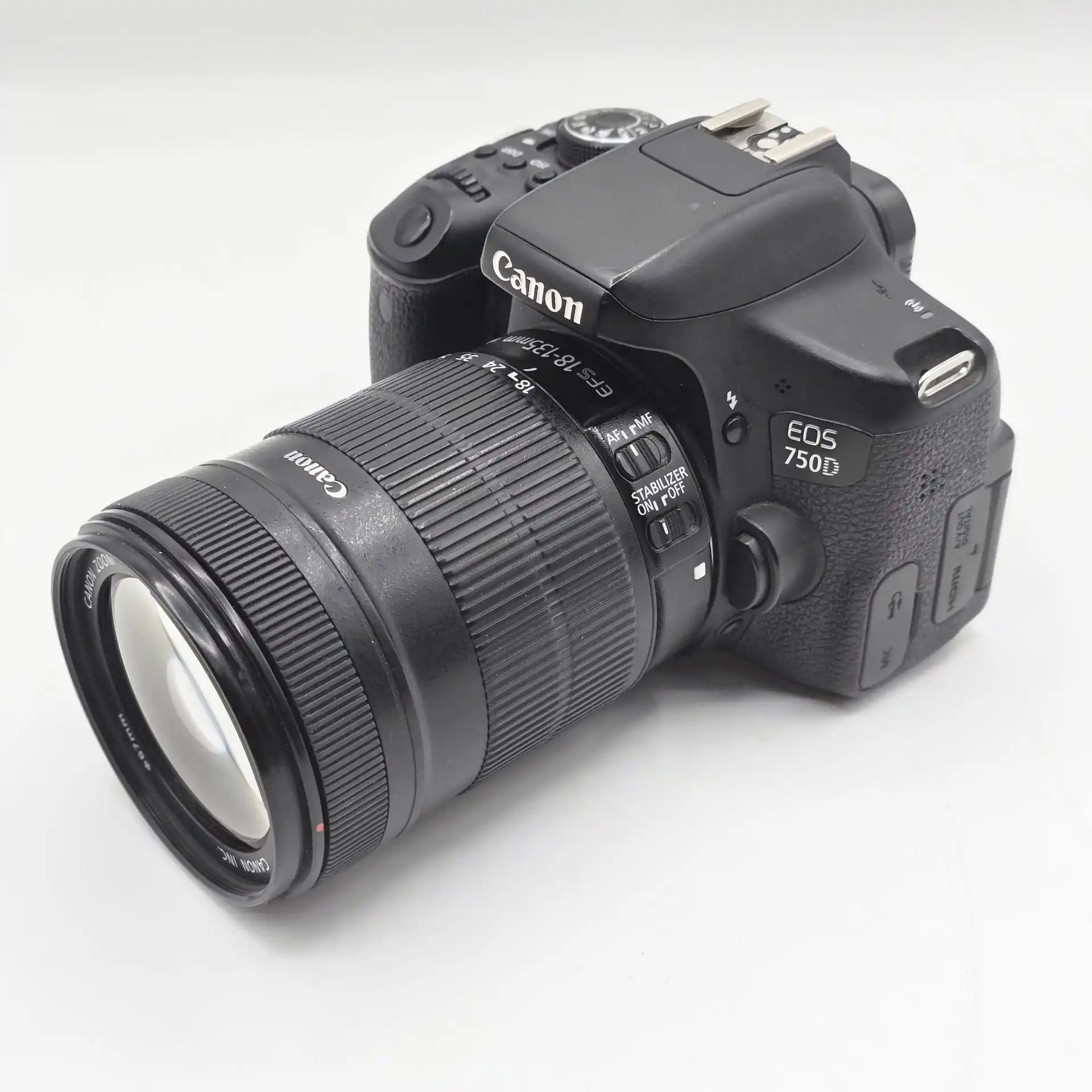 دوربین کانن Canon 750D+18-135mm دست دو